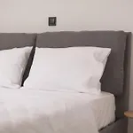 K Nyaraló *