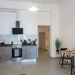 K * Kalamáta